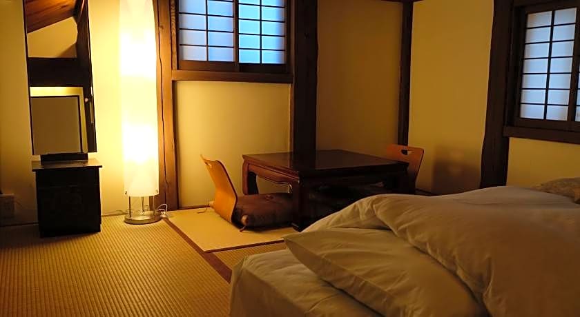 National important Cultural Ryokan TOSHIHARU