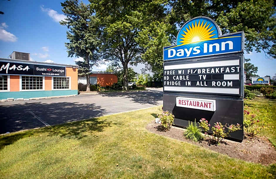 Days Inn by Wyndham Hicksville Long Island