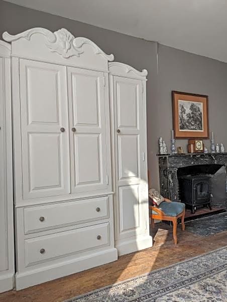 Sweeting's B & B Chailland