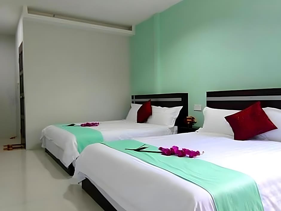 Mega Inn
