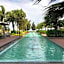 Deluxe Holiday Studio Suite at Timurbay with Seaview