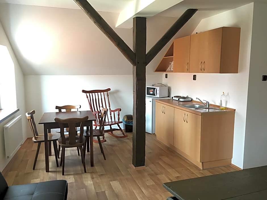 Restaurace U Kostela