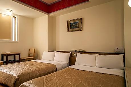 Standard Double Room (Check-in after 22:00)
