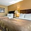 Quality Inn Russellville I-40