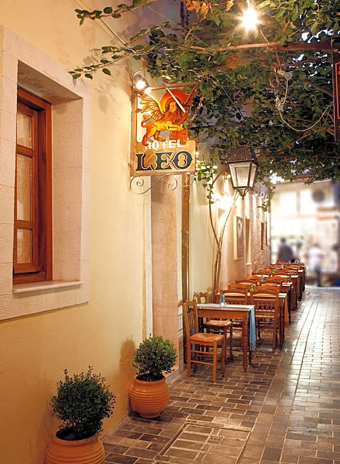 Leo Hotel