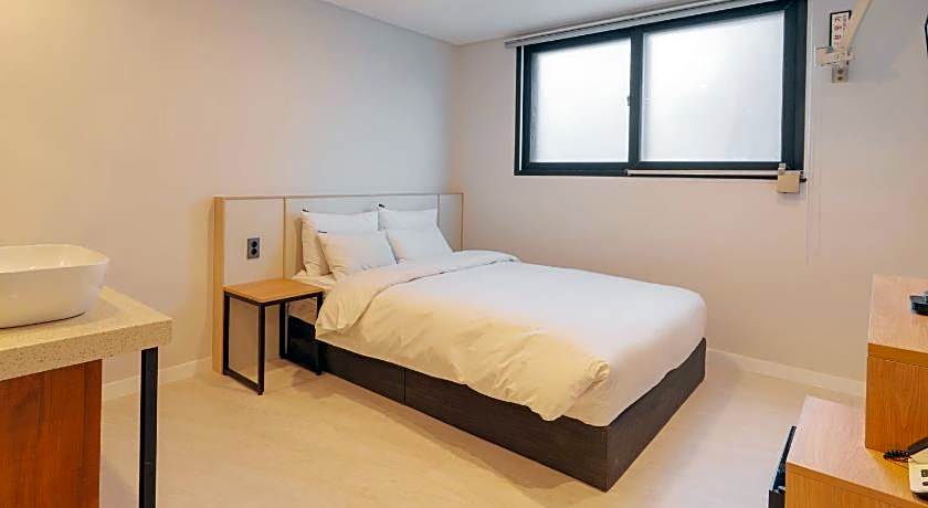 Restia Hotel Suwon Station Branch