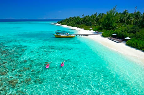 Embudu Village Resort