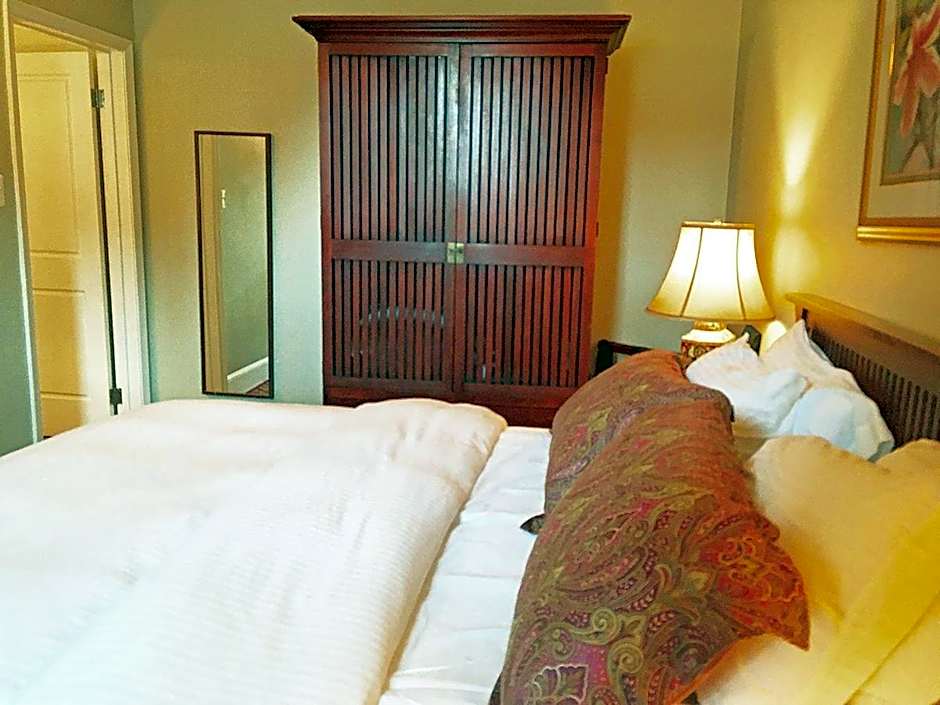 Morris House Hotel - Bed And Breakfast