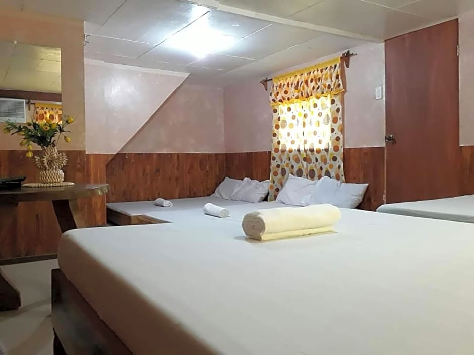 Blue Lagoon Inn and Restaurant, Pagudpud