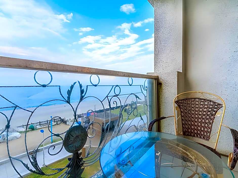 STARRISE LEISURE HOTEL