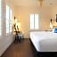 Lighthouse Hotel - Key West Historic Inns