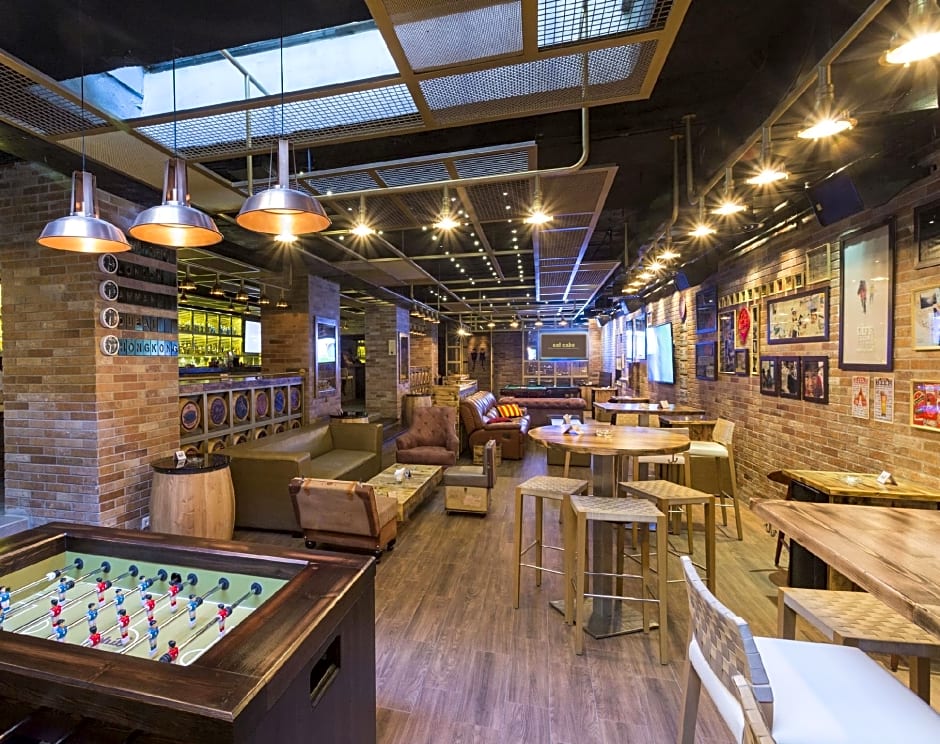 Alqasr Metropole Hotel