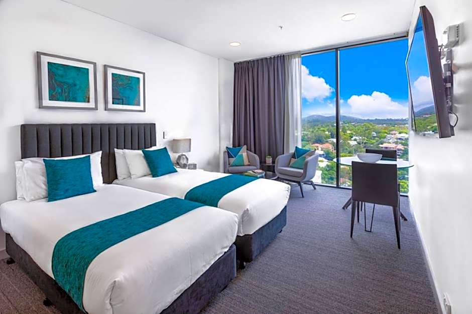 Essence Suites Taringa