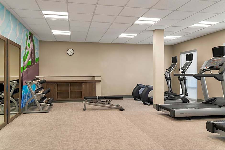 Residence Inn by Marriott Milwaukee West