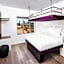 YOTEL London City
