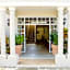 Bay Gardens Hotel