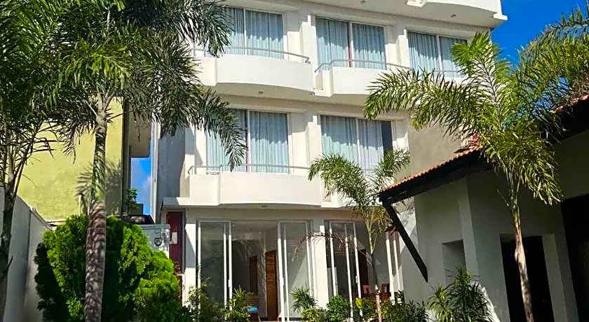 Marine Tourist  Guest House