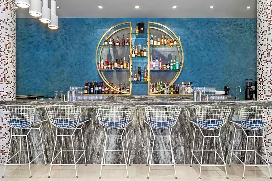 Opus Vancouver