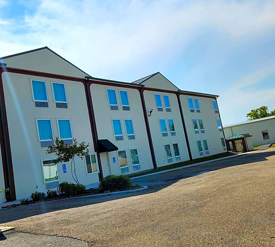 Days Inn by Wyndham LaPlace- New Orleans