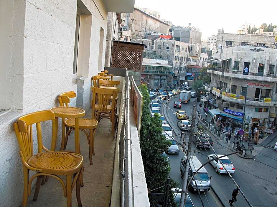 Cliff Hostel