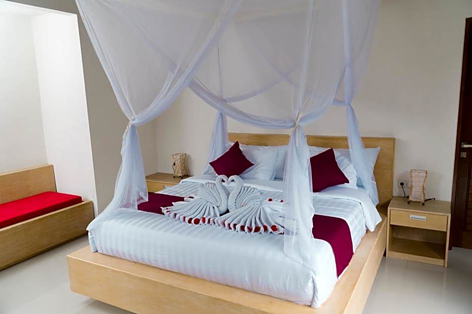 Three Gold Luxury Private Villas