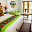 El Encanto Inn & Suites