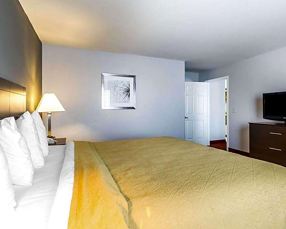 Quality Inn & Suites University/Airport