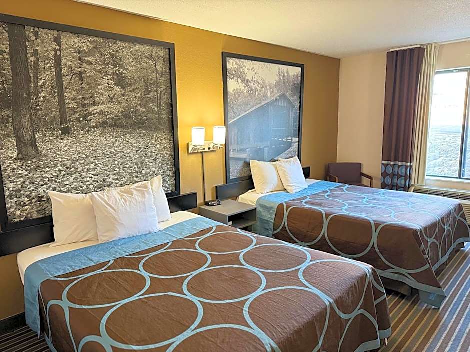 Super 8 by Wyndham Columbia Clark Lane