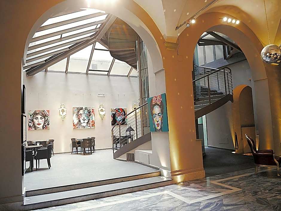 Borghese Palace Art Hotel