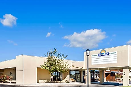Days Inn by Wyndham Henrietta/Rochester Area