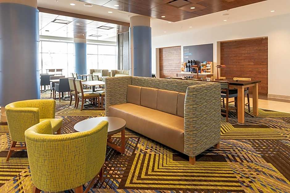 Holiday Inn Express & Suites Saskatoon East - University By IHG