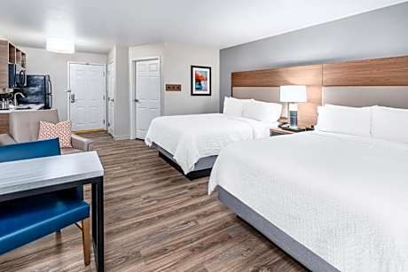 Studio Suite with Two Queen Beds