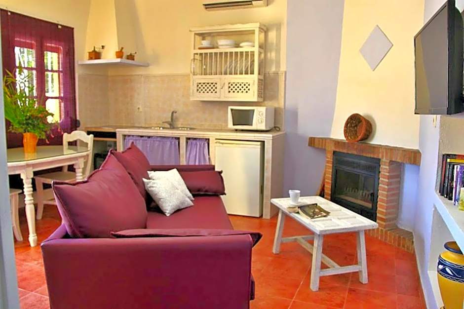 Casas Rurales Los Algarrobales