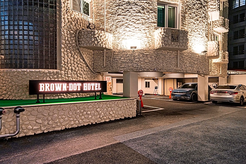 Jeonju Jungwhasan Brown Dot