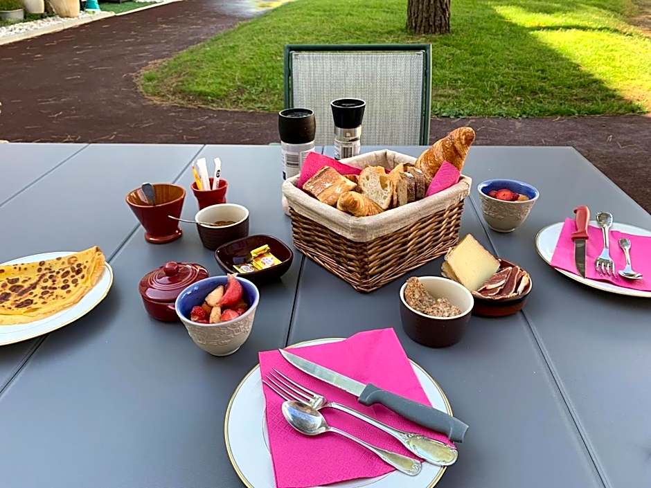 Jardin d'arcy - chambres d'hôtes avec piscine et SPA