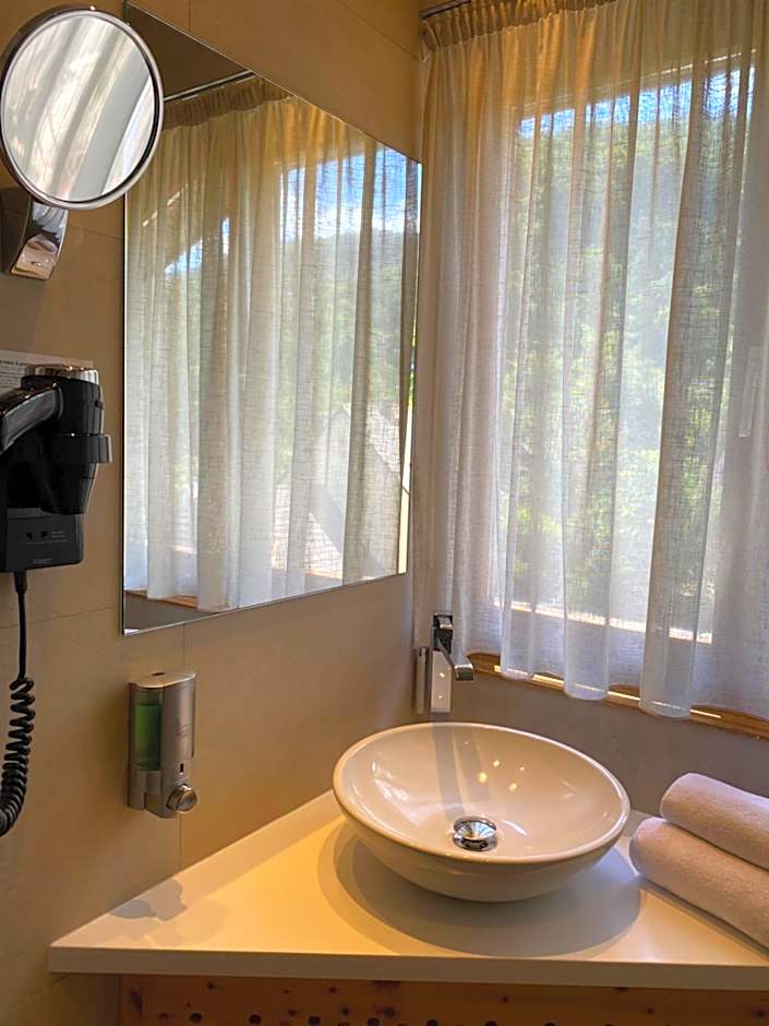 LE CLOS DES SOURCES Hôtel & Spa