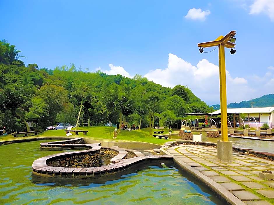 Yue Jing Commercial Hotel