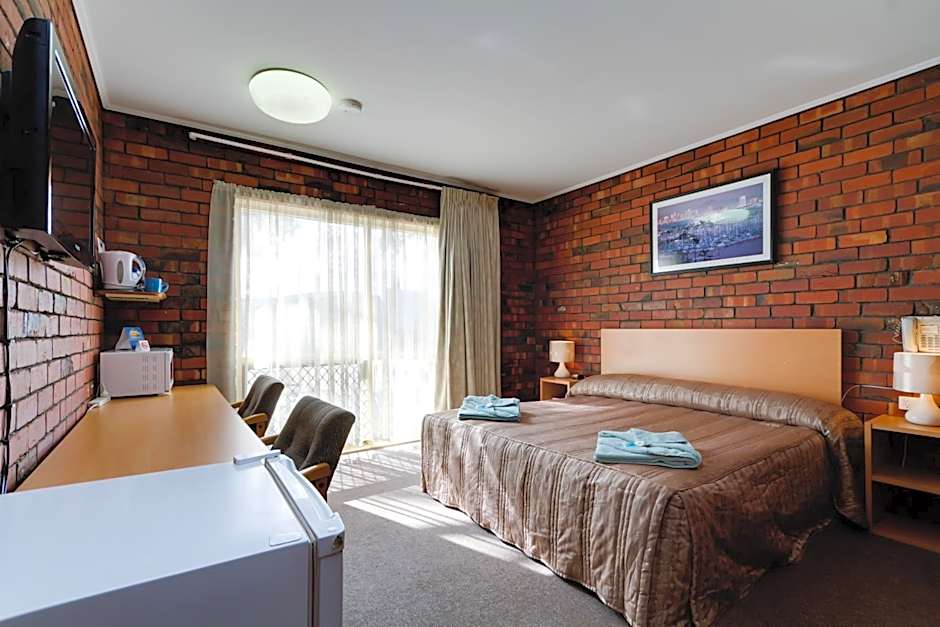 Enfield Motel