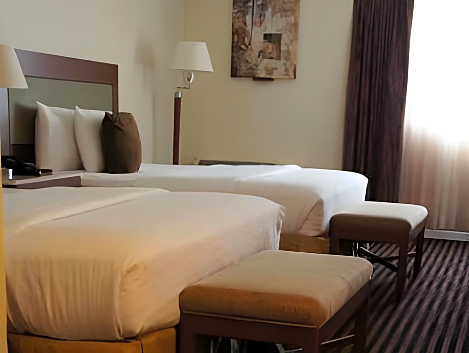 Lexington Inn & Suites NW Chicago Elgin