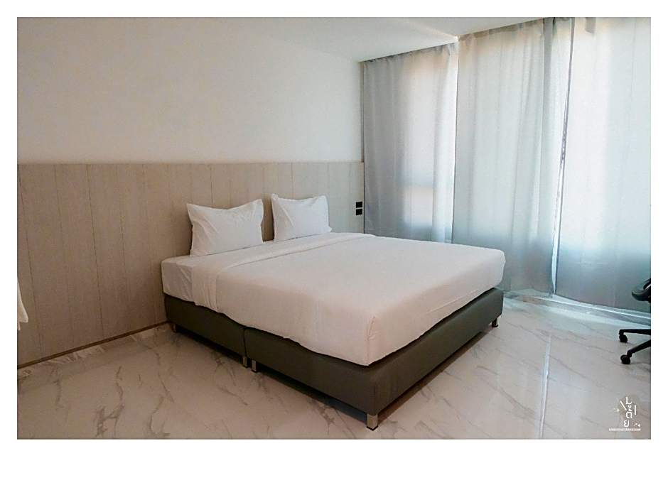 Aramis Hotel Kamphaeng Phet