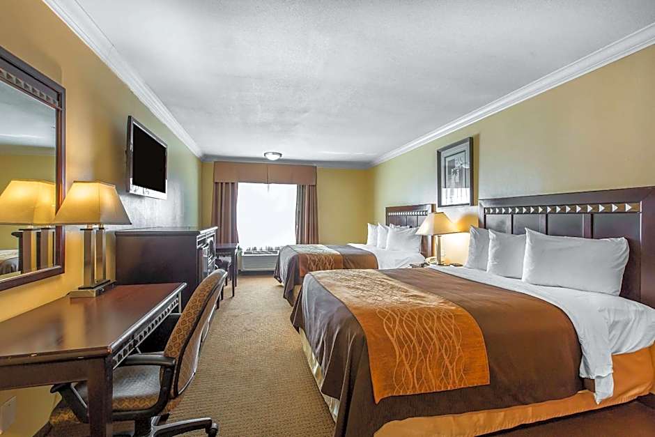 Quality Inn & Suites Bell Gardens-Los Angeles