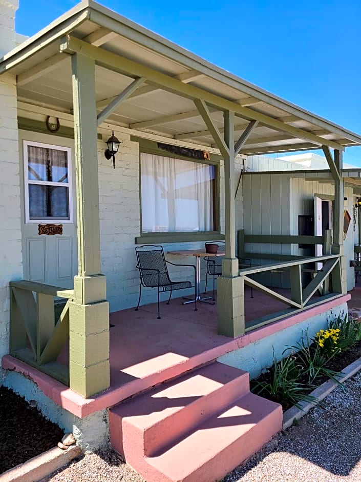 SageBrush Inn