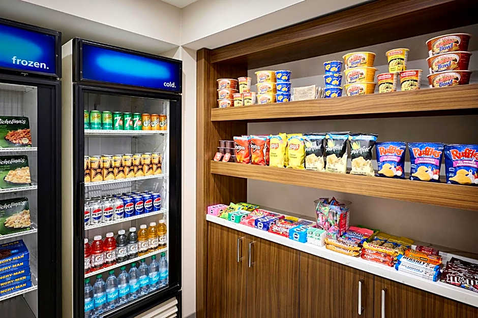 Holiday Inn Express & Suites Kitchener Southeast By IHG