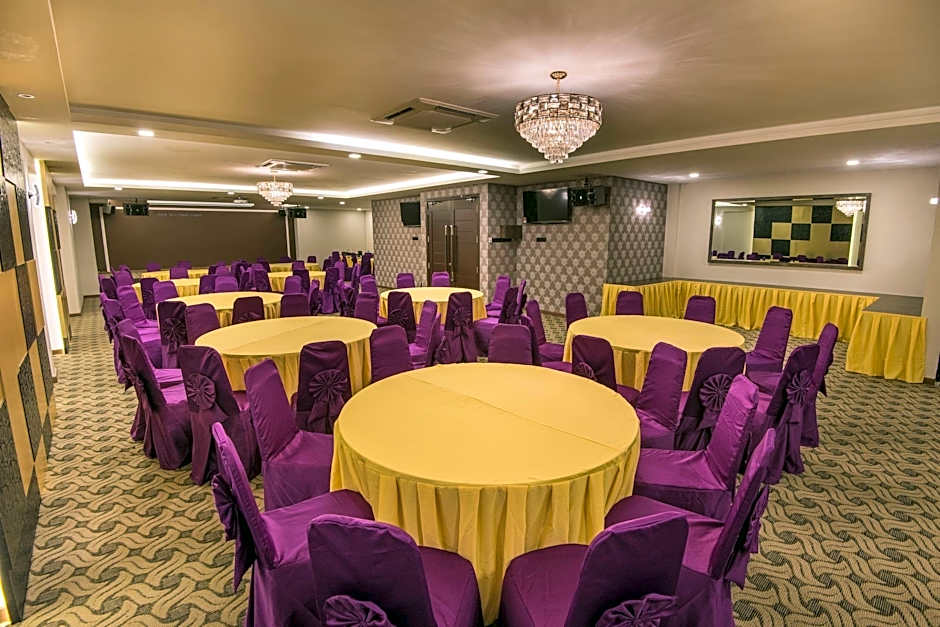 Grand World Hotel