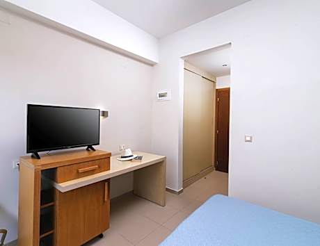 Standard Single Room (Double Room for Single Use)