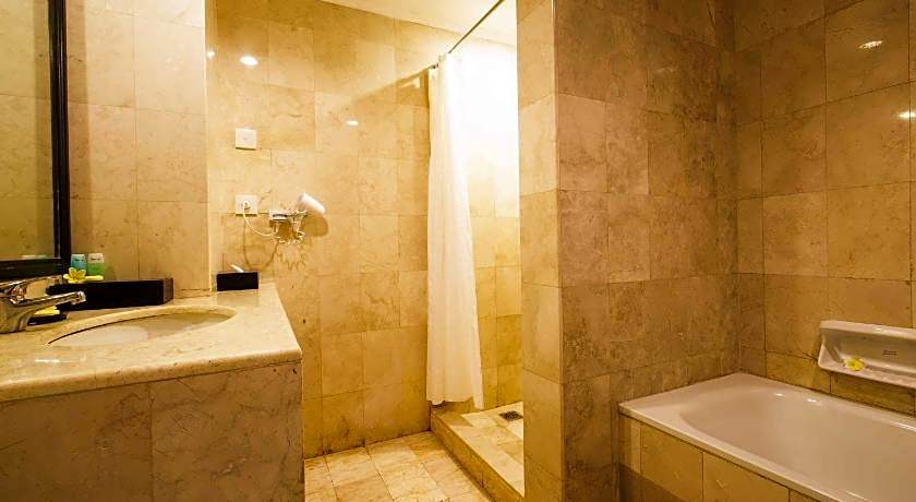 Legian Paradiso Hotel