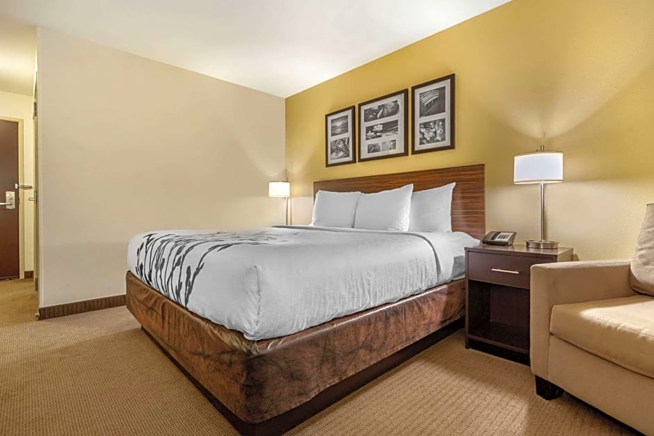 Sleep Inn & Suites Grand Forks Alerus Center