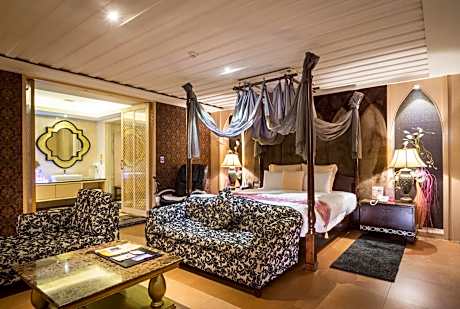 Superior Double Room - Check-in after 20:00