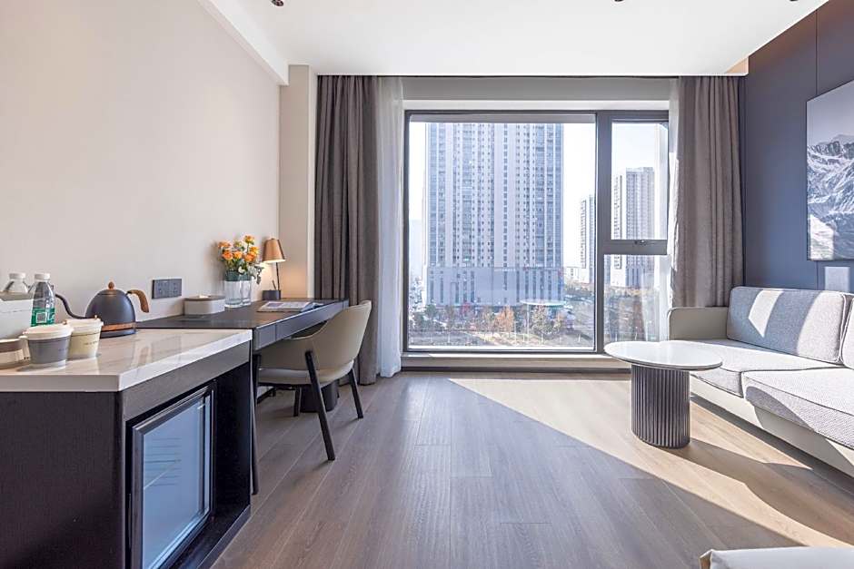 Atour Hotel Hefei Binhu Yungu Road Intime City