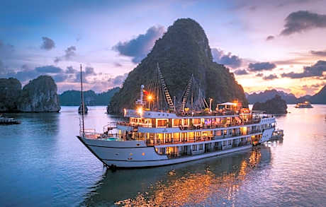 Alisa Cruise Halong